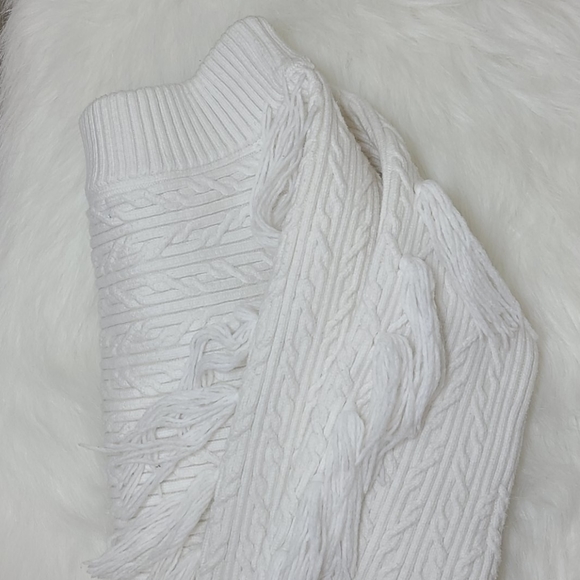 Rachel Roy Off The Shoulder Cropped Fringe Sweater - Picture 14 of 15